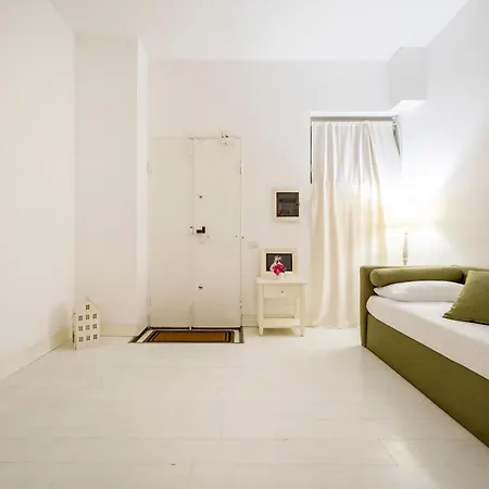 Centro Luxury - Duomo 5min - Garden, Wifi * Milan