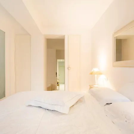 Apartment Centro Luxury - Duomo 5min - Garden, Wifi